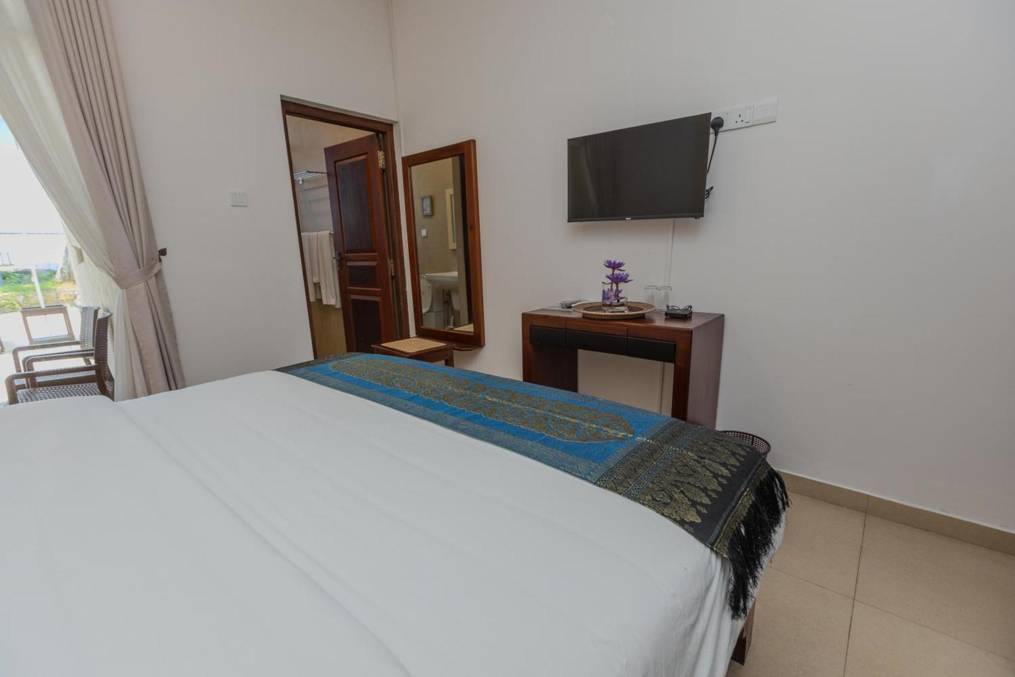 Hotel House By The Sea Hikka Hikkaduwa Exterior foto