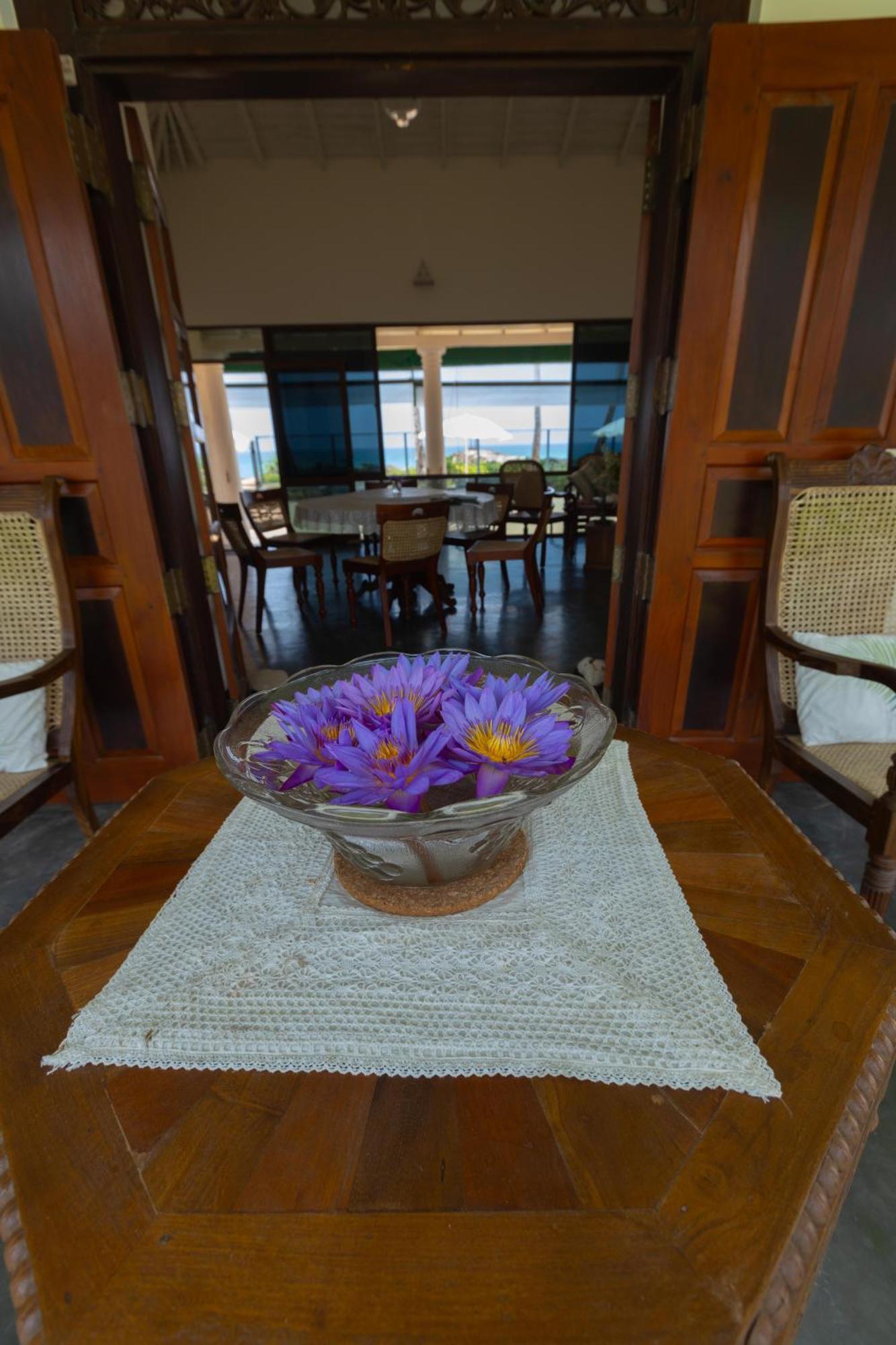 Hotel House By The Sea Hikka Hikkaduwa Exterior foto
